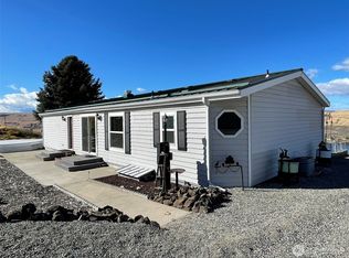 700 Pearl Hill Rd, Bridgeport, WA 98813