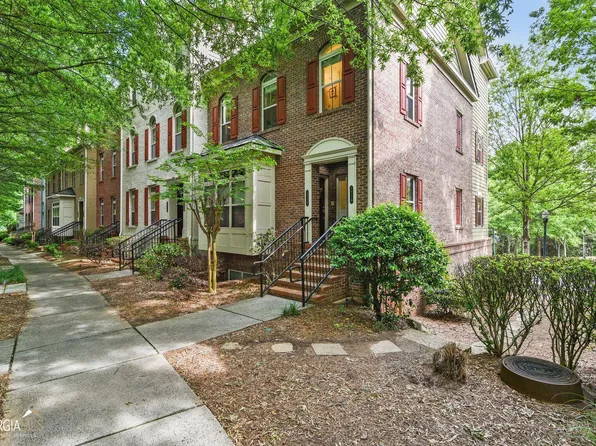 2726 Wander Ln, Alpharetta, GA 30022