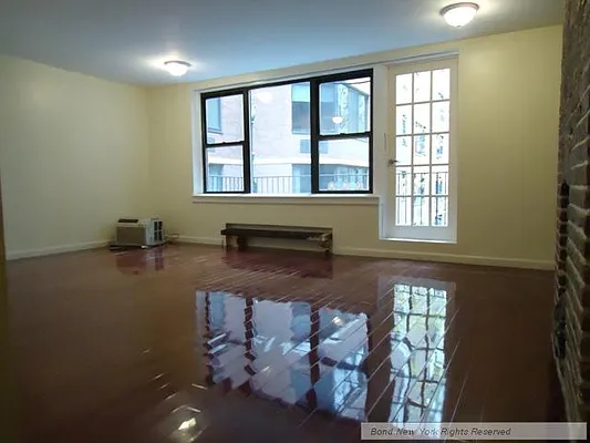 Rented by Bond New York | media 3