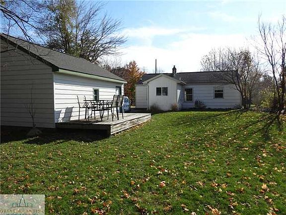 2nd image of 1022 E Marigold Ave
