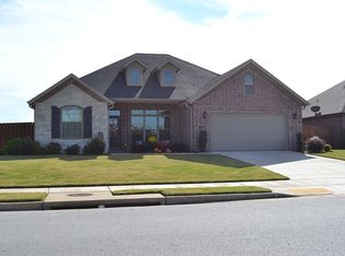 7245 Devonshire Ave, Springdale, AR 72762