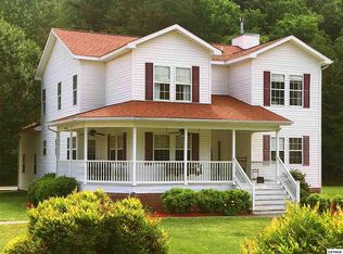 516 Kings Hills Blvd, Pigeon Forge, TN 37863