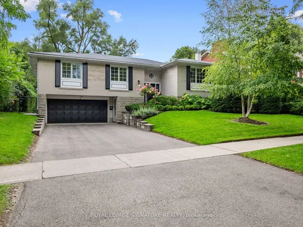 9 Danville Dr, Toronto, ON M2P 1H7