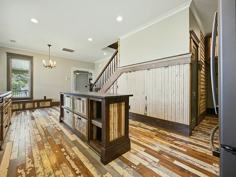185 W Moreno St — Photo 24