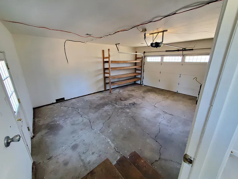 3376 Mayette Ave — Photo 12