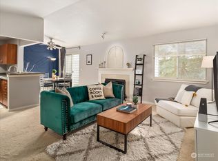 15415 35th Ave W APT D303, Lynnwood, WA 98087