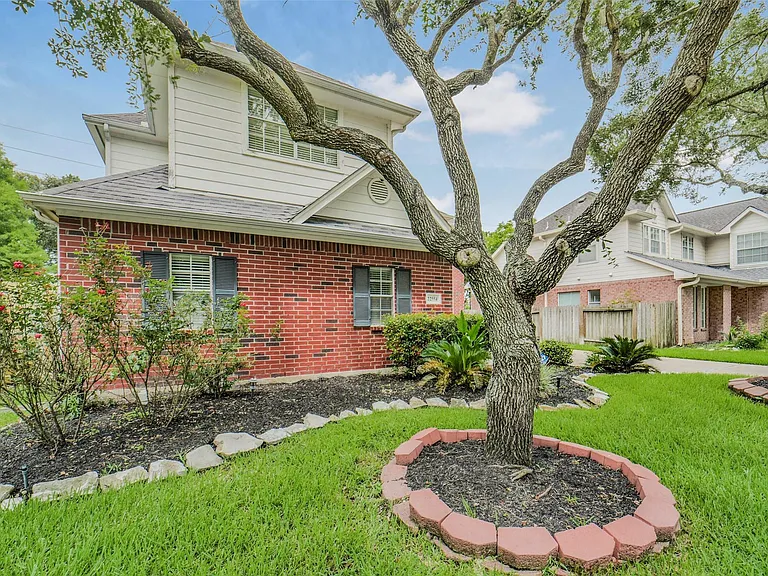 22554 Bristolwood Ct — Photo 4