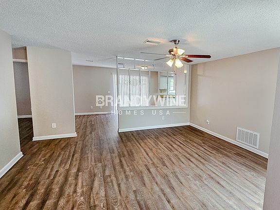 3rd image of 1108 Gulf Oaks Dr