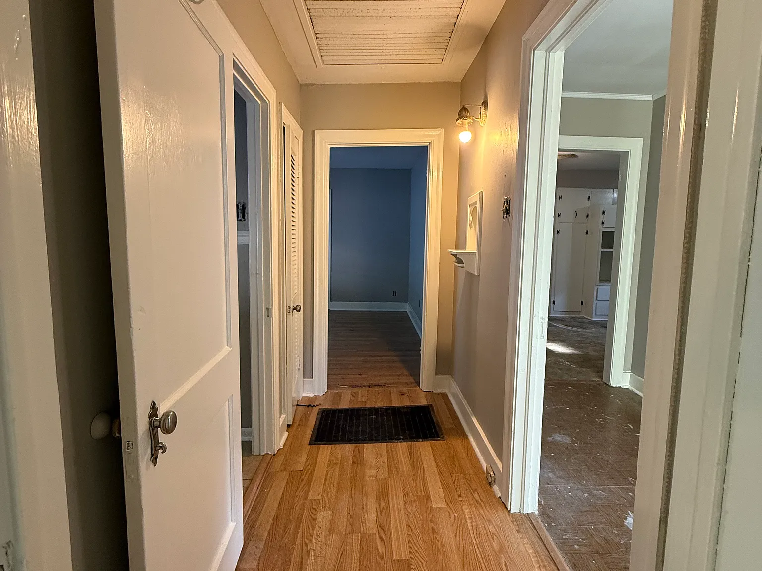 4 bed, 1382 sqft, $1,200 — Photo 2