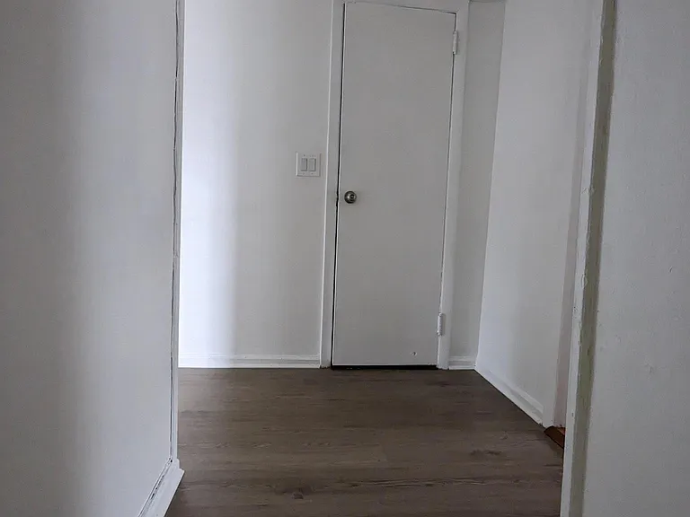 902 Brady Ave #3 — Photo 10