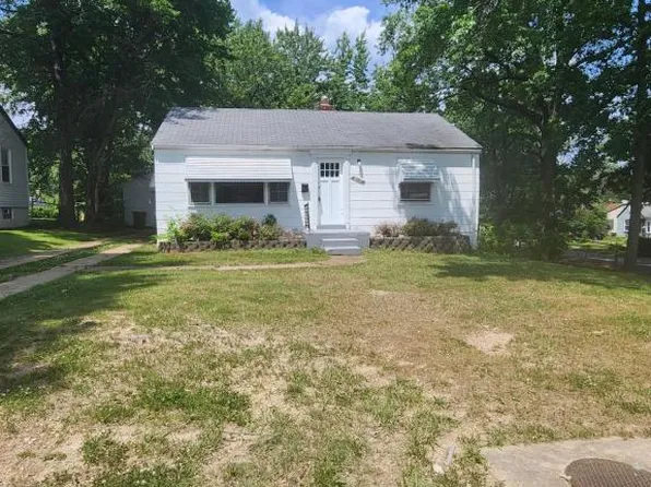 7701 Mallard Dr, Saint Louis, MO 63133