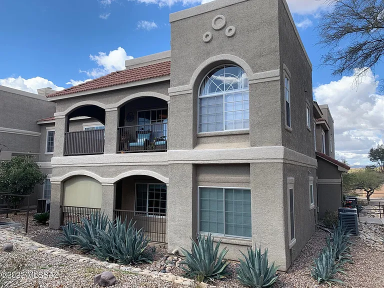 1500 E Pusch Wilderness Dr #7205 — Photo 23