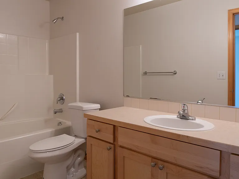 9448 S 196th Pl — Photo 31