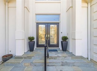 417 Croatan Hills Dr, Virginia Beach, VA 23451