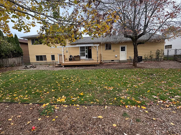 3439 SE 159th Ave — Photo 36
