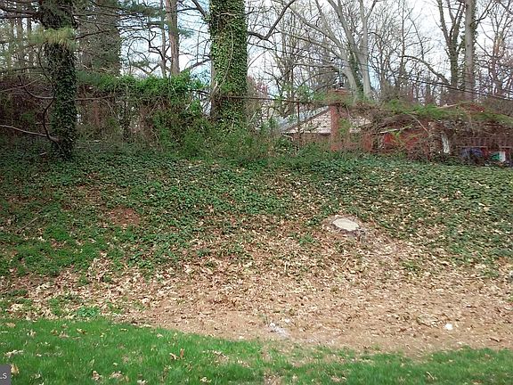 4th image of 7514 Hilltop Dr #212