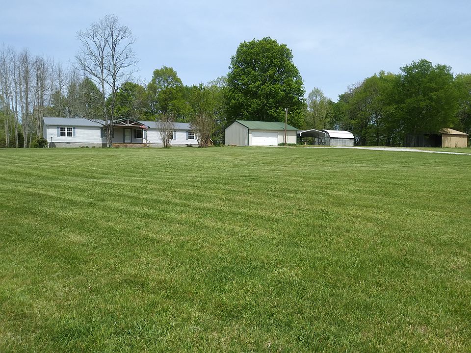 800 Wade view from road