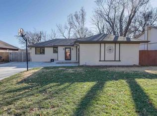 7319 W Hale Ave, Wichita, KS 67212