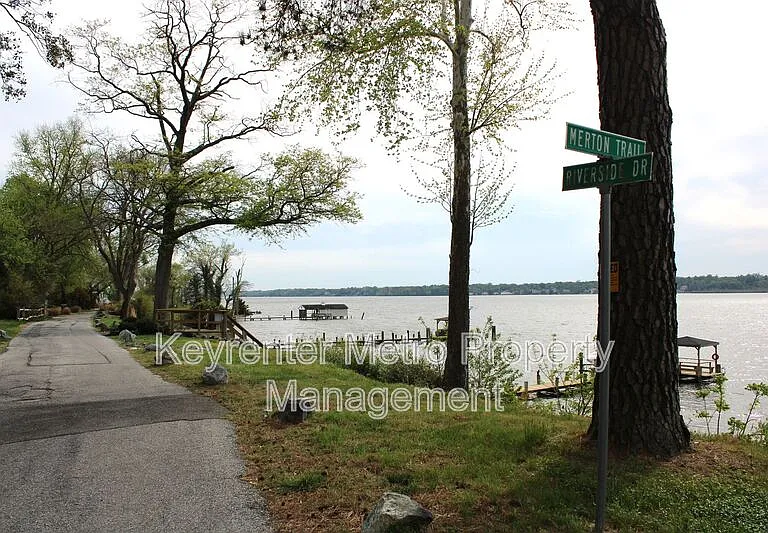 9201 Fort Foote Rd — Photo 31