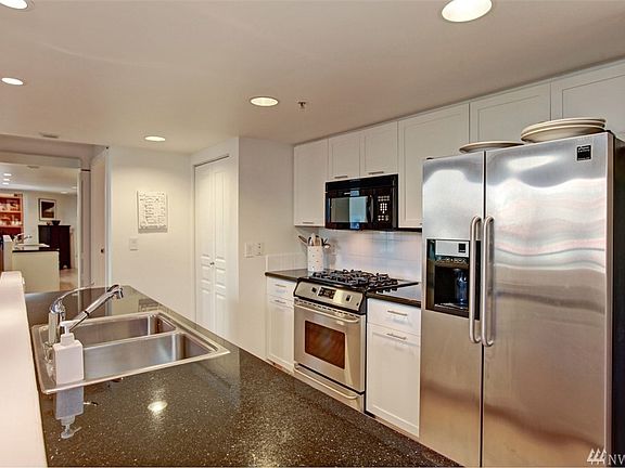 2nd image of 2929 1st Ave APT 510