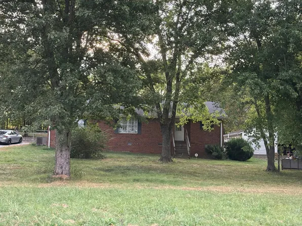 620 Greenwood Rd, Lebanon, TN 37090