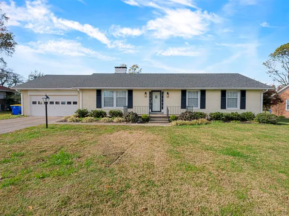 623 Sherwood Dr, Bowling Green, KY 42103