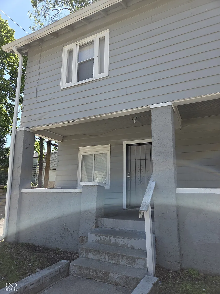 Building Photo - 143 W 35th St