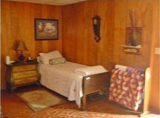 3rd image of 604 Bonnie Lassie Ave