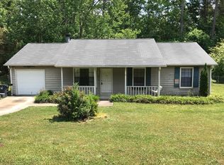 1988 Walden Park Dr, Snellville, GA