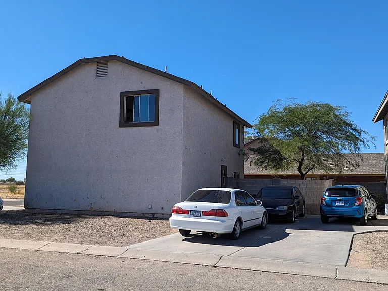 392 E Dirklay Ave — Photo 4