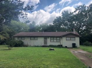 1613 Brook Hollow Cir NW, Huntsville, AL 35816