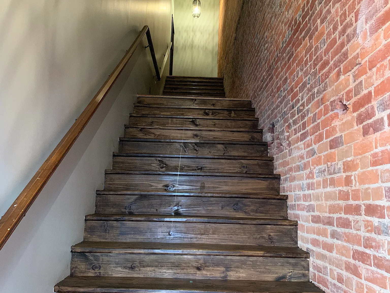Studio, 800 sqft, $1,350 — Photo 2