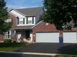 313 Chief Ct, Minooka, IL 60447