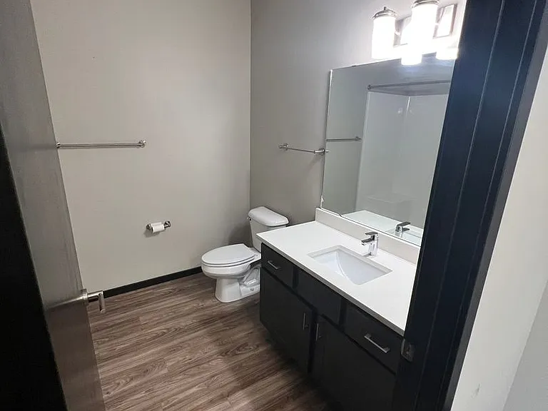 142 Paoli St — Photo 26