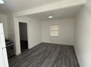 855 NW 3rd Ter APT 16, Dania, FL 33004