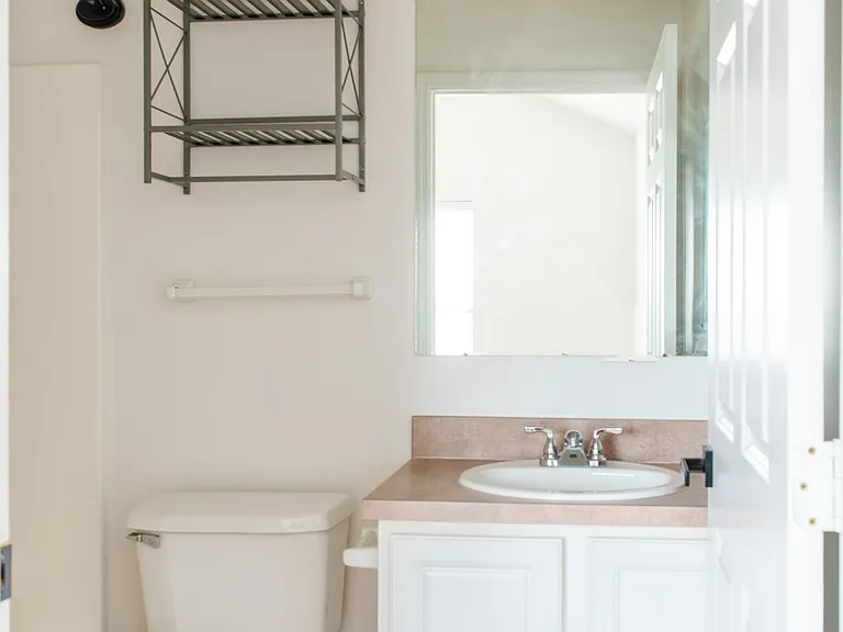 2nd floor bath