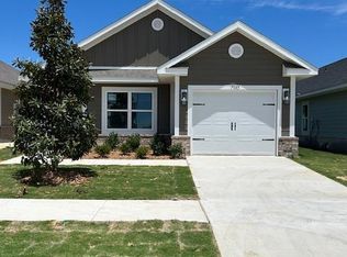 7045 Traditions Dr, Panama City, FL 32404