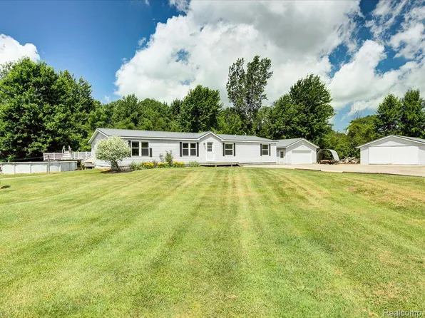 4411 Mortimer Line Rd, Croswell, MI 48422