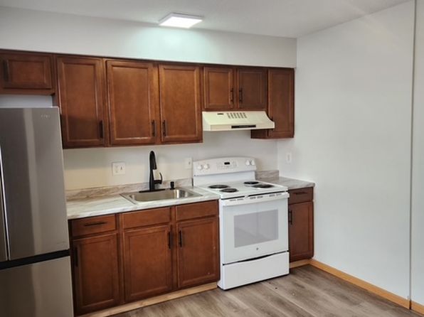 4 Bonne Terre Dr APT 6