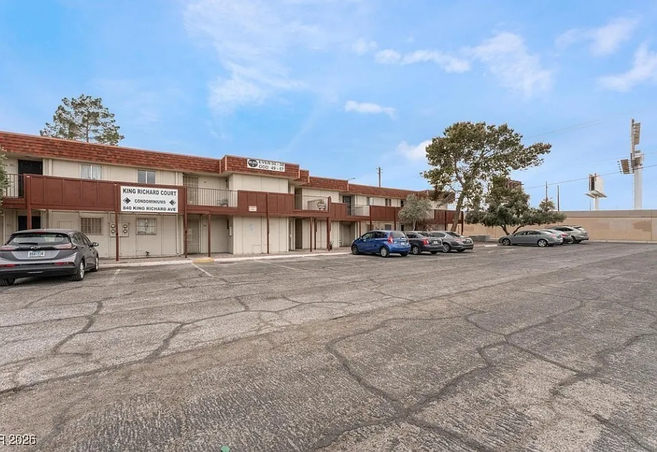 5440 Swenson St #18