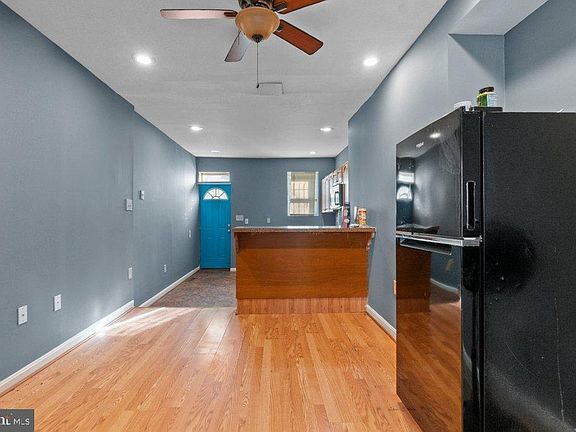 5th image of 1309 Kuper St
