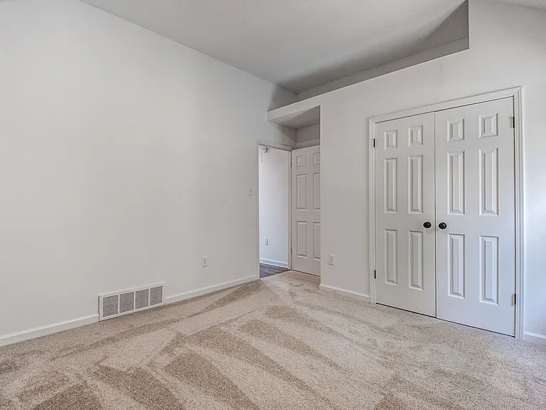 5624 Annandale Dr — Photo 29