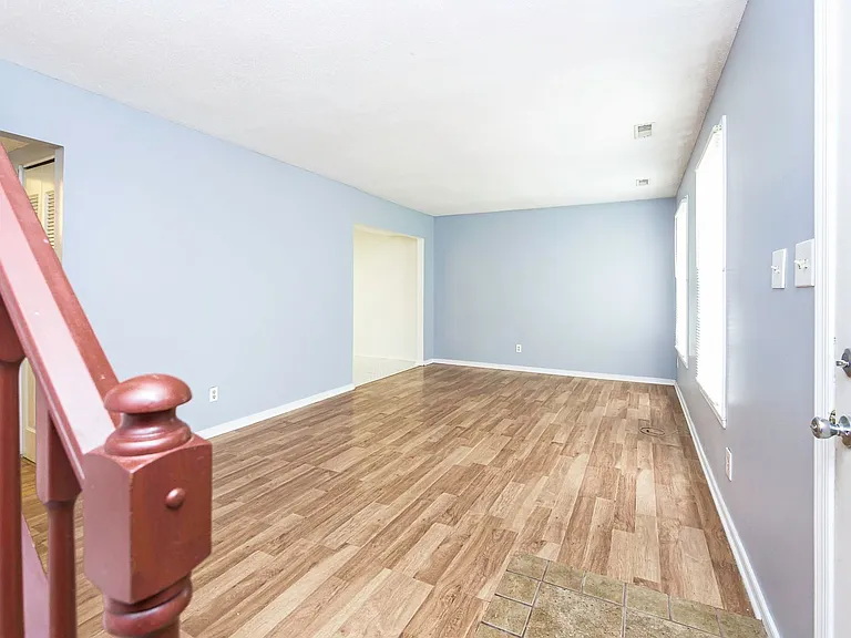 10504 Moorwood Ridge Cir — Photo 4