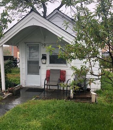 2nd image of 106 Lake Ave