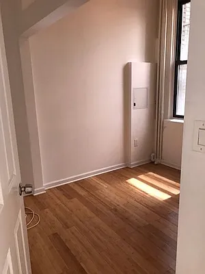 Rented by Aryeh Realty | media 15