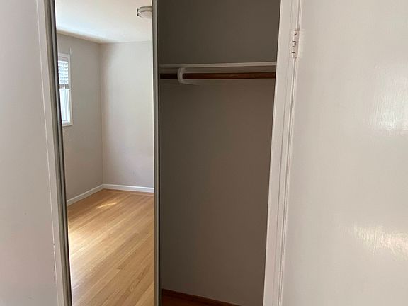 5th image of 360 Cresta Vista Dr