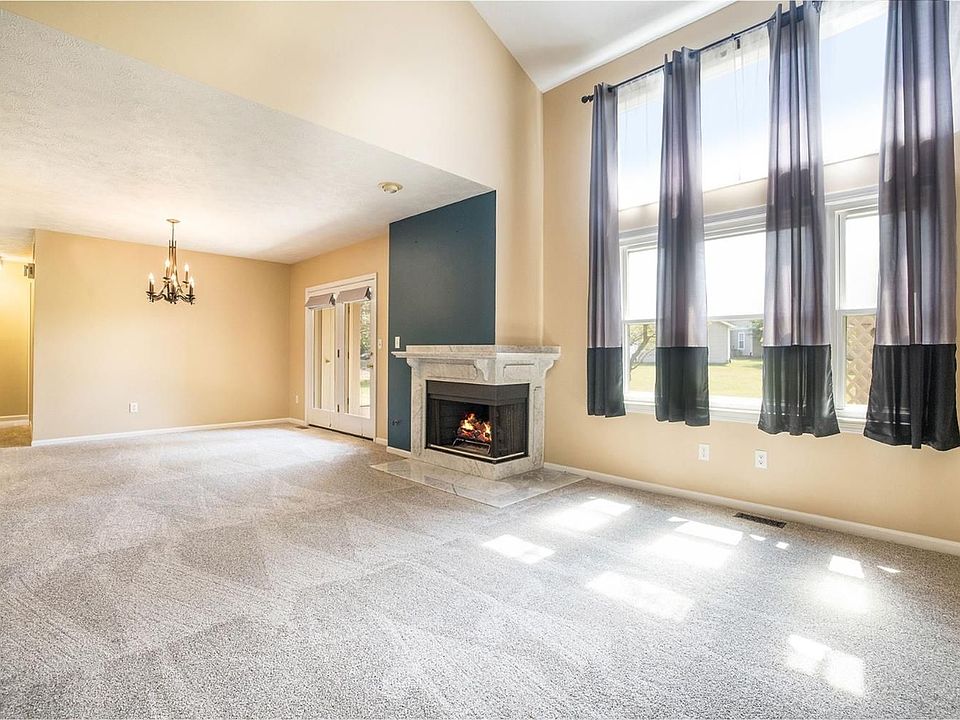 1st image of 1621 Long Meadow Trl