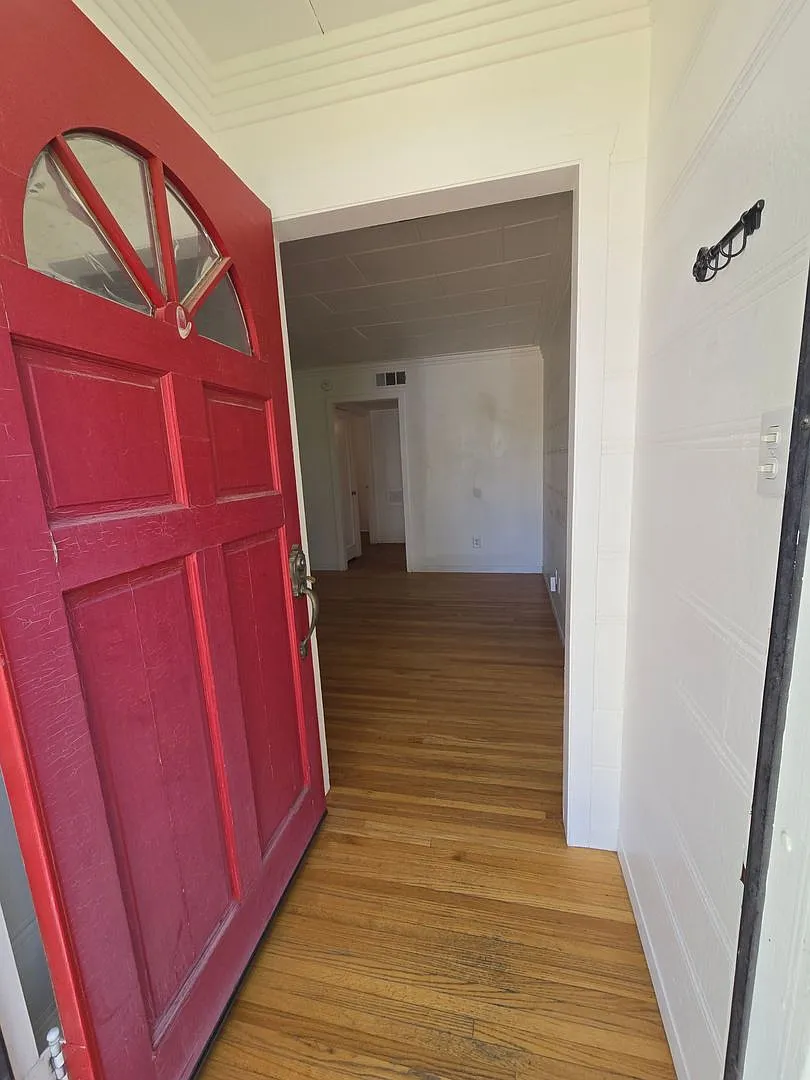 2 Weeks Free Rent An Amazing Boulder City Home! — Photo 3
