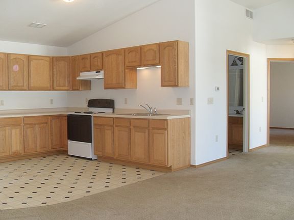 3rd image of 230 Park Ln #H