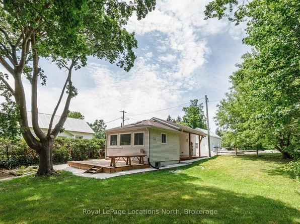 213 Marsh St, The Blue Mountains, ON N0H 2P0